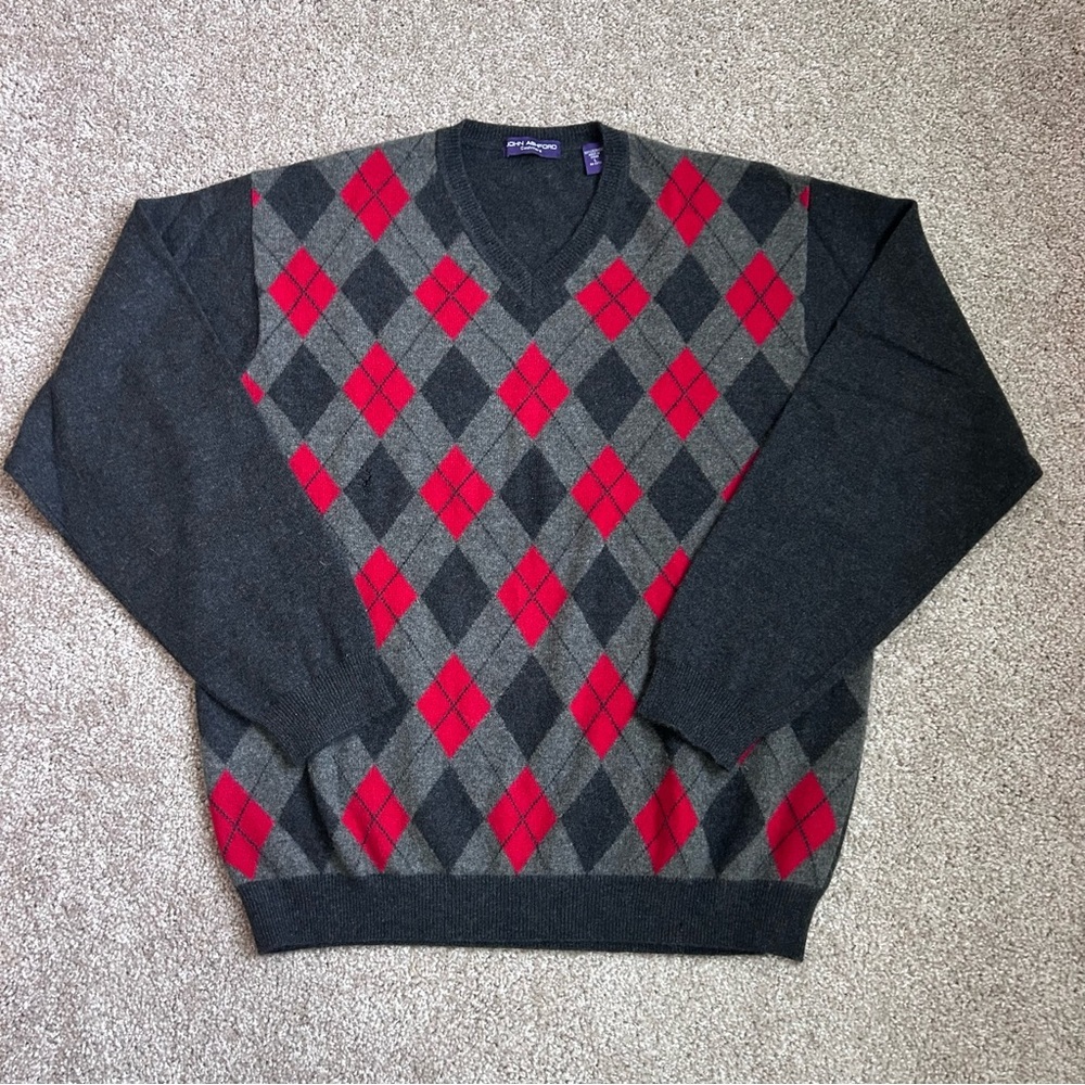 John Ashford 100% Cashmere Argyle Gray and Red Sweater Mens Size Large